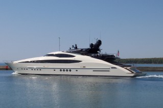 Palmer Johnson Yacht Vantage - Photo courtesy of Palmer Johnson.JPG